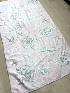 un Jardin en plus パリ 花柄 ブランケットのサムネイル
