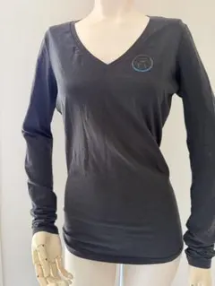 EMPORIO ARMANI ロンT レディース Vネック ブラック