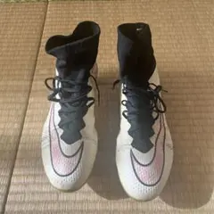 長友　マーキュリーアル　スーパーフライ4 長友 マーキュリーアル スーパーフライ4 - メルカリ