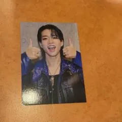 Item thumbnail for item 7ed9c94b-d77b-4398-bb8f-0a77a53d8909