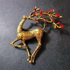 ヴィンテージ風 鹿と花のブローチ　梅【新品】