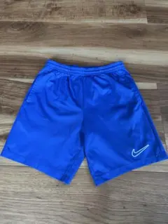 Nike 青 ハーフパンツ