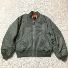 【人気定番】BEAMS リラックスフィット THERMOLITE® MA-1