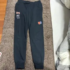 Item thumbnail for item e7b78b9e-2856-4386-ad11-ac3d7f12a4a7