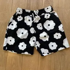 花柄ハーフパンツ 130-140cm 黒/白