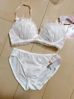 Item thumbnail for item 125cb29b-2d66-41cd-91df-c96f370b4fca