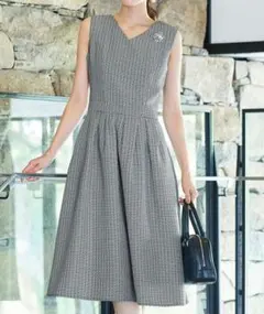 ノースリーブロングワンピース