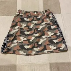 迷彩柄スカート　160センチ