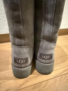 UGG グレー ムートンブーツ ロングのサムネイル