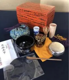 《R》茶道具 根来 茶箱 お茶道具 仕覆付 木製漆器　260202く3