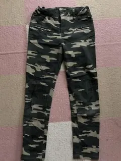 キッズ迷彩柄スキニーパンツ