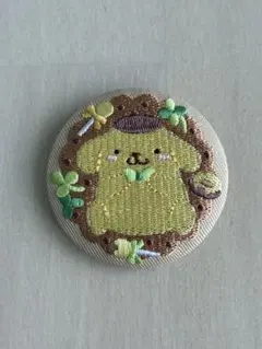 サンリオキャラクター刺繍缶バッジ　ポムポムプリン