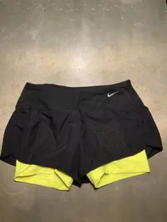 【目立った傷や汚れ無し】Nike Dri-FIT ランニングショートパンツのサムネイル