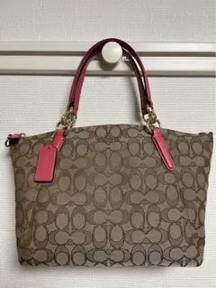 ★新品・未使用★COACH ロゴ入りハンドバッグ ベージュ/ピンク