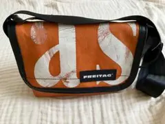 2025年最新】FREITAG カラー：オレンジ系 メッセンジャーバッグ