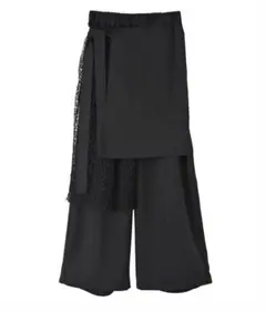 MEDI DENIMLIKE LACE DOCKINGLAYERED PANTS - メルカリ