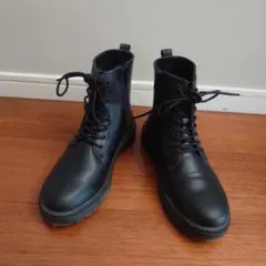ZARA ハイカット編み上げブーツ 36