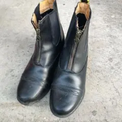 Item thumbnail for item 5f9d2d72-1bae-41ce-9678-825592de058a