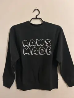 kaws スウェット