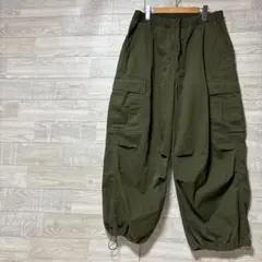GU スーパーワイドカーゴパンツ　パラシュート344295 L オリーブ