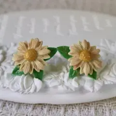 Item thumbnail for item ec1852cf-0571-4e24-b247-49db6d591d54