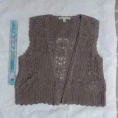 ユニクロ★クロシェベスト