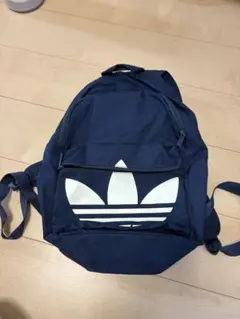 adidas Originals リュック ネイビーのサムネイル