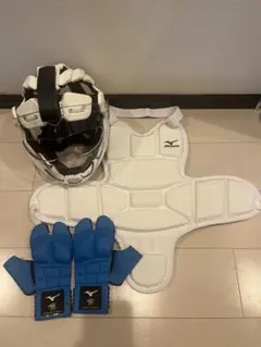 33)空手防具セット 最新タイプ空手ニューメンホーセブン7 /mサイズ