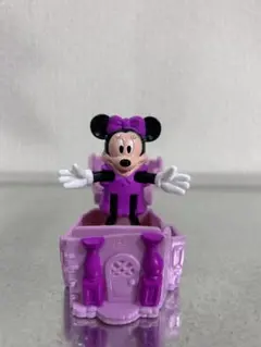 Item thumbnail for item 93fea746-d4e1-48e8-8bac-e9210f64d8a6