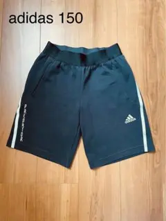 adidas Predator ハーフパンツ 150サイズ 黒