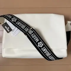 新品タグ付き マリークワント ロゴショルダーバッグ