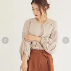 ピンタックスリーブブラウスのサムネイル