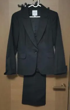 インディヴィ　INDIVI　パンツスーツ