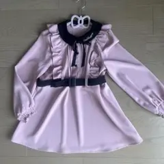 ほぼ未使用。ピンク フリル付き長袖ワンピース ショートパンツ付き