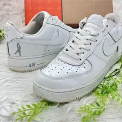 NIKE AIR FORCE 1エアフォース1 ラシード ウォーレス スニーカー