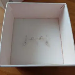 K18 pt刻印有】18金&プラチナ かわいい ワンちゃんピアス キャッチ付き 