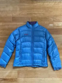 ブルー ダウンジャケット