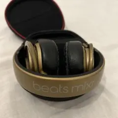 Item thumbnail for item 201e8406-51db-46fc-ac60-b9900f834b12