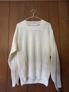 SOSHIOTSUKI SQUARE NECK KNIT
