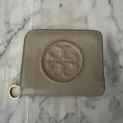 TORY BURCH トリーバーチ 二つ折り財布 グレーベージュファスナーのサムネイル
