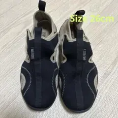 ウォーターシューズ