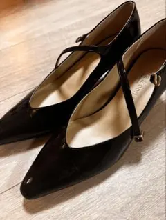 ODTTE E ODILE ブラック ポインテッドトゥパンプス