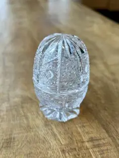 BOHEMIA CRYSTAL 　楊枝入れ　小物入れ　タマゴ型