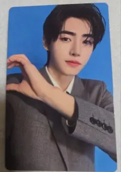 2025年最新】enhypenアンケートトレカの人気アイテム - メルカリ