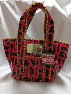 ハローキティ　ランチトートバッグ