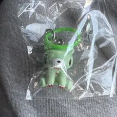 いたずらぐまグルーミー マスコットチャーム めじるしアクセサリー 座りグリーン