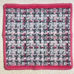 FEILER　フェイラー　タオルハンカチ　幾何学模様　レッド系　約25cmのサムネイル