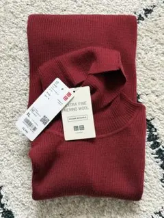 今期未使用XLサイズUNIQLOメリノリブタートルネックセーター　15レッド