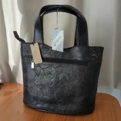 花柄エンボス加工 黒 ハンドバッグ