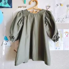 オリーブグリーン ボリュームパフスリーブギャザーワンピースのサムネイル